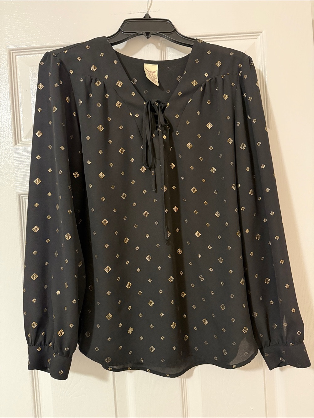 Faded Glory Black Long-Sleeve Blouse with Gold Motif